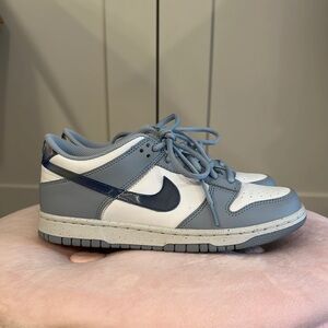 Nike Dunk Lows - Blue and White Sneakers